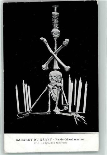 Paris Beerdigungs Laterne Totenkopf Cabaret du Neant Montmartre
