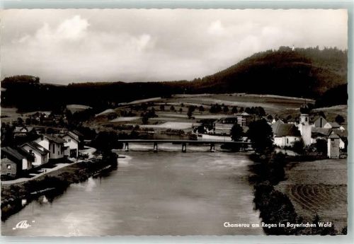 Chamerau mit Brücke über den Regen
