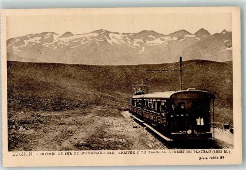 Bagneres-de-Luchon Chemin de Fer de Superbagneres Arivee d`un Train au Sommet du Plateau