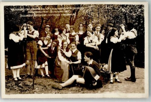 Tracht Akordeon Volkskundliche Gruppe d. Alp. Kriegsteilnehmerverbandes z. Gunsten d. Österr.-Deutschen Kinderhilfe