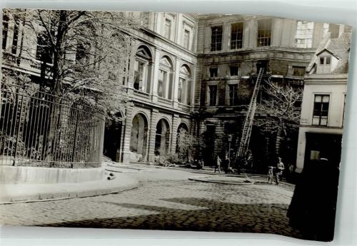 1916 Ein durch Kriegseinwirkung ausgebranntes Haus WK I