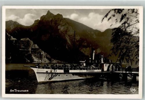 1941 Raddampfer Elisabeth auf dem Traunsee