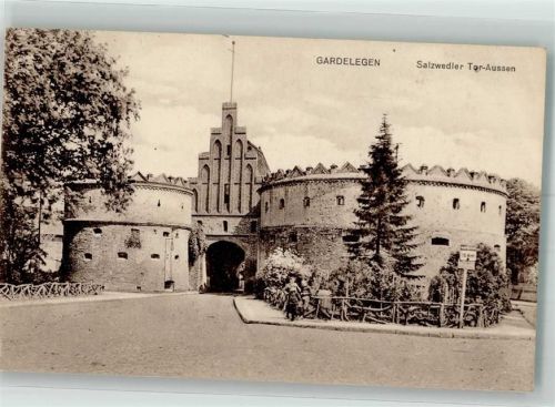 39638 O3570 Gardelegen 1916 Foto AK Salzwedler-Tor