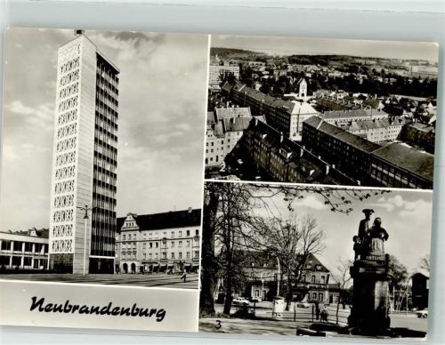Neubrandenburg Denkmal Mudder Schulten Brunnen Hochhaus