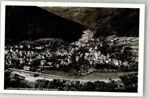 Unterreichenbach mit Ev. Kirche und Bahnhof