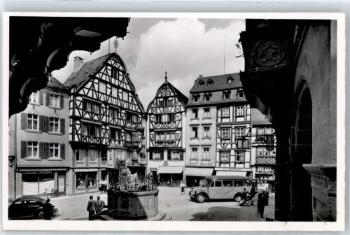 54470 W5553 Bernkastel - Autobus , Marktplatz