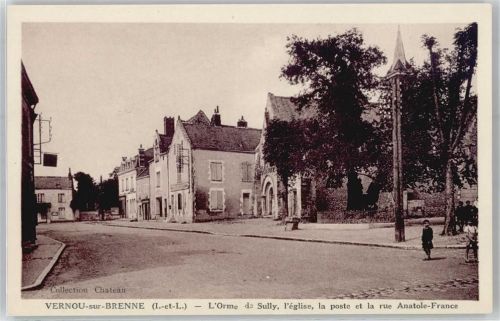 Vernou-sur-Brenne L'Orme da Sully, l'eglise, la poste
