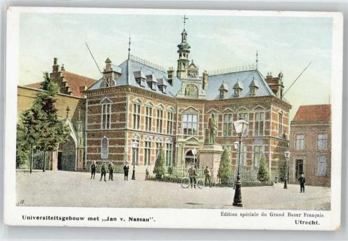 Utrecht Universiteitsgebouw met Jan v. Nassau