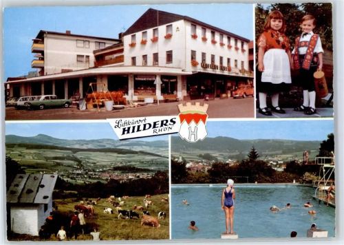 Hilders Schwimmbad Handlung