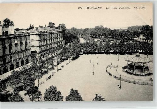 Bayonne Place d´Armes