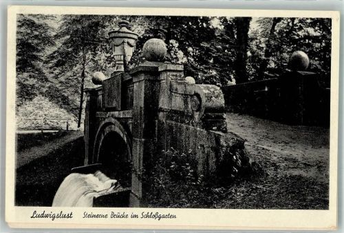 Ludwigslust Schloss - Garten Steinerne Brücke