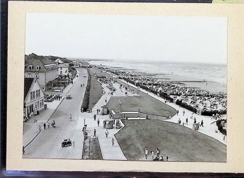 Duhnen Foto montiert auf Karton Straße mit Promenade und Strand Fotograf Otto Schulze