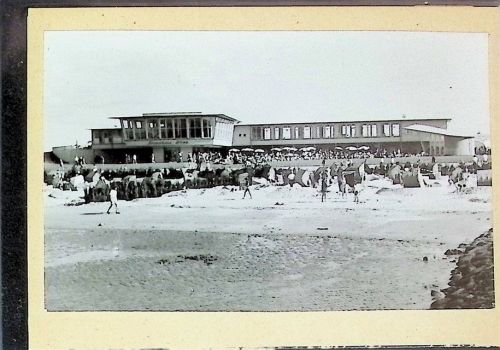 Döse Foto montiert auf Karton Strandhaus bei Ebbe