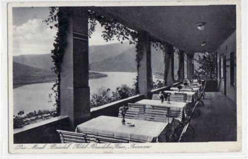 Briedel a.d. Mosel mit Hotel " Briedeler Haus ", Terrasse ungelaufen Gute Erhaltung.