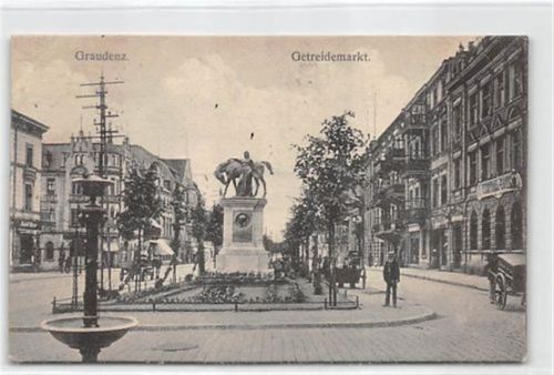 Graudenz Graudenz / Grudziadz. Getreidemarkt. Feldpost kleiner Knick unten links, sonst gut erhalten