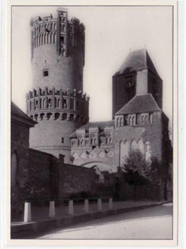 Tangermünde Tangermünde mit Neustädter Tor ungelaufen Gute Erhaltung.