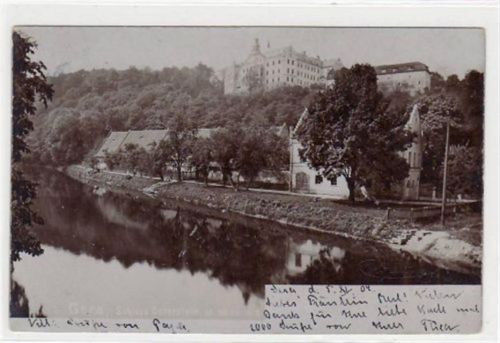 Gera mit Schloss Osterstein gelaufen von 1904. Rückseite leicht stockfleckig, leichte Eckabschürfungen, sonst gut erhalten.