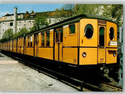 Kreuzberg U-Bahn Triebwagen B I der Berliner Verkehrs-Betriebe