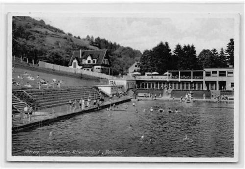 Merzig. städtische Schwimmbad "Heilborn" gelaufen. Leichter Stempeldurchdruck, sonst gut erhalten