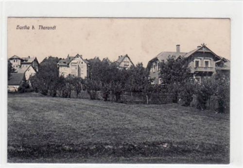 Hartha Hartha bei Tharandt mit Teilansicht. Karte beschrieben. Am linken Rand leicht beschnitten, leicht fleckig, sonst gut erhalten.