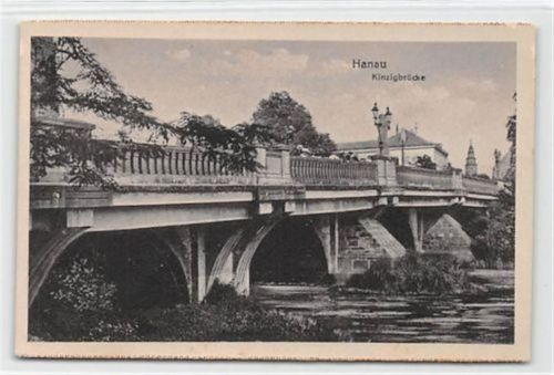 Hanau. Kinzigbrücke ungelaufen Leichter Bug auf der linken Seite unten in der Mitte, leicht stockfleckig, sonst gut erhalten