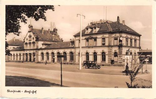 Rastatt. Bahnhof gelaufen kleiner Knick oben rechts, sonst gut erhalten