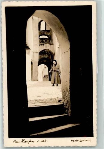 83410 W8229 Laufen , Salzach - Dorfgasse Alte Frau