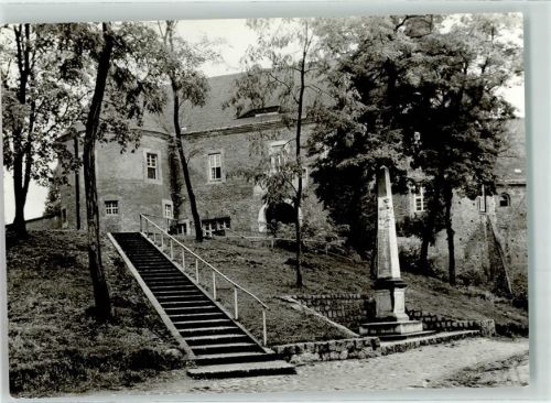 Belzig Jugendherberge Burg Eisenhard Gedenkstein