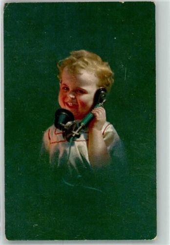 1921 Junge beim Telefonieren