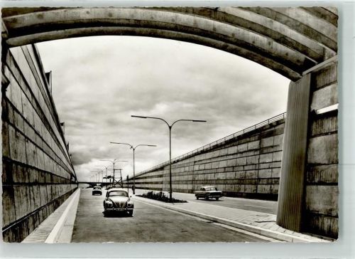 Rendsburg Nord-Ostee-Kanal Straßentunnel VW Käfer