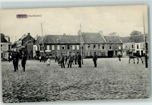 62220 Carvin - Marktplatz Mann Uniform