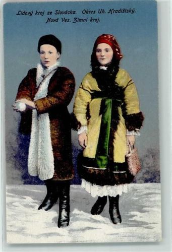 Uherské Hradiste Lidovy kroj ze Slovacka Winter Tracht