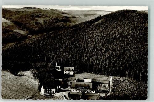 Oberkirchen Fliegeraufnahme Hotel Hoher Knochen