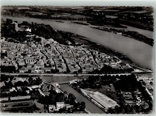 Beaucaire Fliegeraufnahme