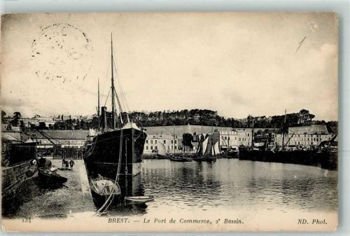 Brest le Port de Commerce Dampfer Frachtschiff Segelboot