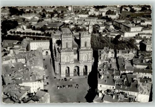 Auch Fliegeraufnahme la Cathedrale