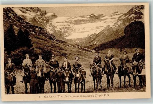 Gavarnie une Caravane en retour du Cirque