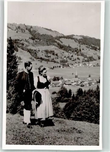 Thalkirchdorf Kirche Mann Frau Tracht Allgäu Ort handschriftlich Foto Original aus Archiv eines Ansichtskartenverlags