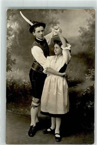 1913 Tracht Studiokulisse