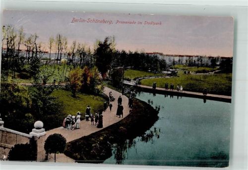 Schöneberg 1918 Im Stadtpark