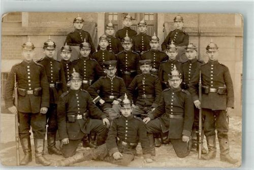 Uniform Pickelhaube