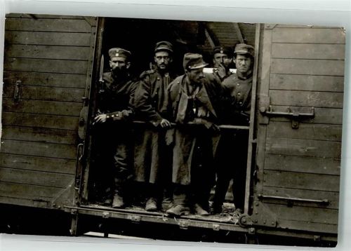 1915 Französische Gefangene in einem Eisenbahnwaggon Fotograf Fees Feldpost WK I Ulm Maschinenstempel
