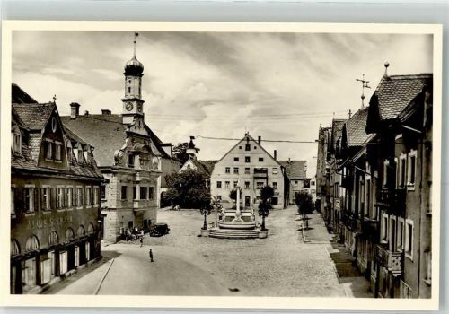 Friedberg Marienplatz Rathaus Oldtimer