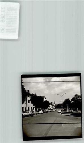 82377 W8122 Penzberg FOTO KEINE AK Straße Auto Litfaßsäule Ort handschriftlich Foto Original aus Archiv eines Ansichtskartenverlags