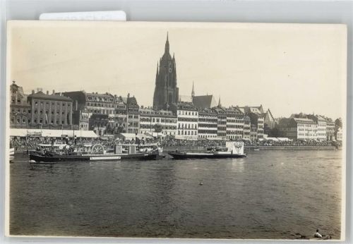 Basel Rhein, Kirche, Schiffe