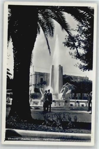 Brindisi Piazza Cairoli, Brunnen