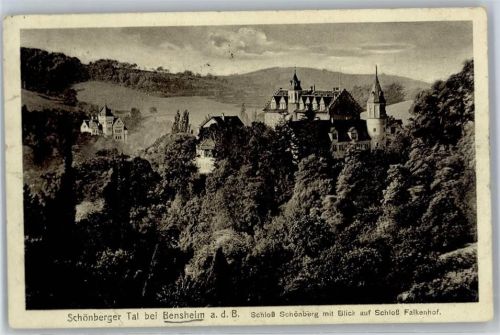 Bensheim Schloß Schönberg mit Blick auf Schloß Falkenhof