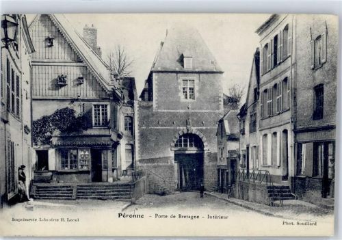 Peronne Porte de Bretagne Gasthaus