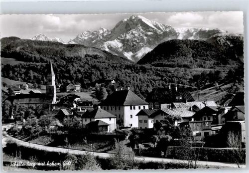 Schellenberg mit hohem Göll