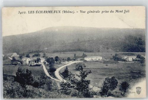 Poule-les-Echarmeaux